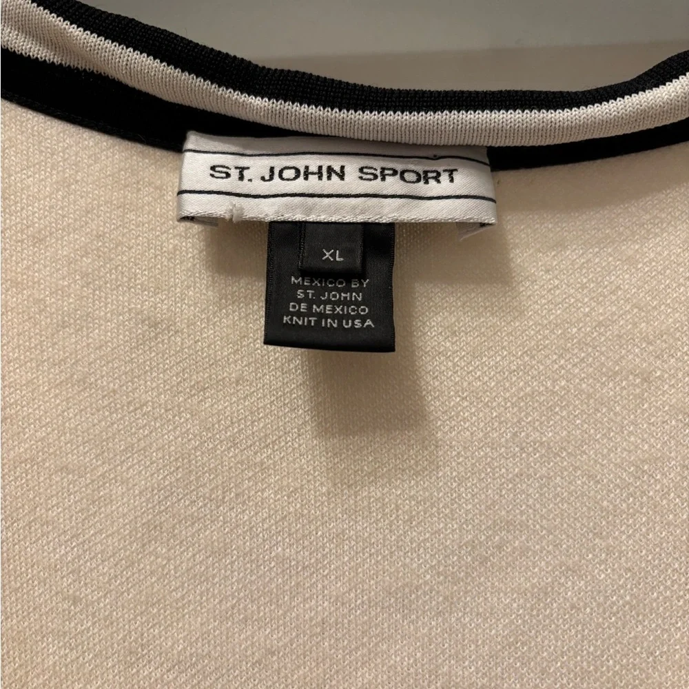 St John Sport Cream Tunic with Black Trim - Picture 3 of 6